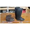 Image 1 : Rubber Boots Sz. 10 & Cowboy Boots Sz. 8.5