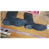 Image 3 : Rubber Boots Sz. 10 & Cowboy Boots Sz. 8.5