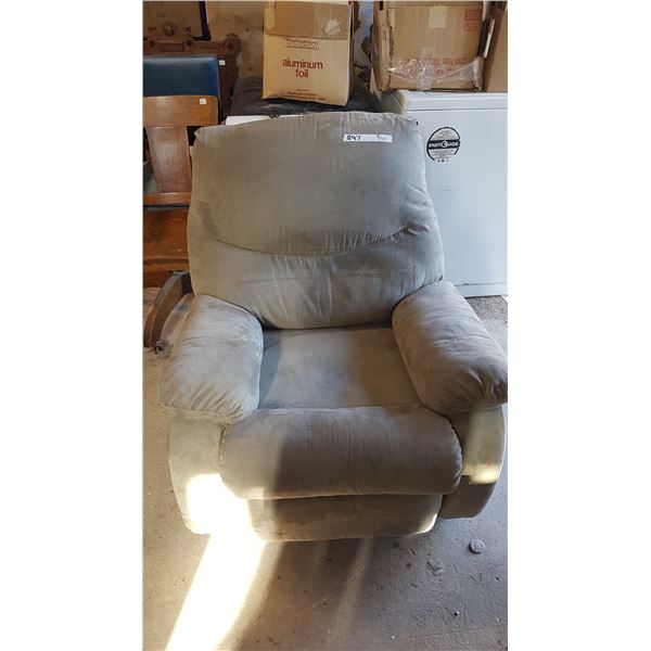 Lounge Chair (Recliner)