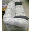 Image 2 : 3 Seater Sofa with Cushions