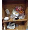 Image 1 : 2 Shelves of Contents - Light Shades, Glass Bowls