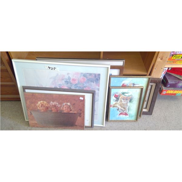 Lot of 7 Pictures in Frames