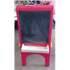 Image 1 : Little Tykes Chalkboard/Easle