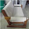 Image 2 : 2 Seat Couch 52x29x29"