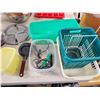 Image 5 : lot of misc kitchen (baskets, containers, etc)