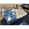 Image 3 : twin mattress, box spring & frame