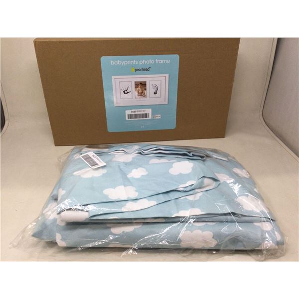 Babyprints Photo Frame and Cloud Curtain