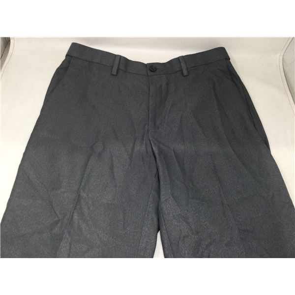 Haggar Clothing Classic Fit Pants (34 x 30)