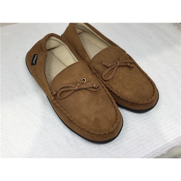 Isotoner Mens Slippers (9.5-10.5)