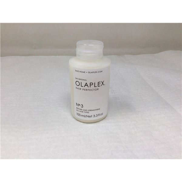 Olaplex No.3 Repairs and Strengthens Hair