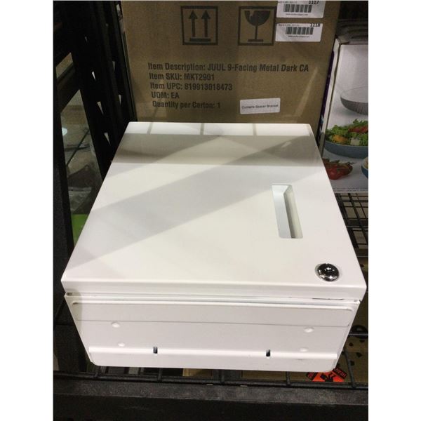 Metal Lock Box w/ Key