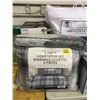 Image 1 : Berkshire Twin Size 8-Piece Comforter SetÂ 