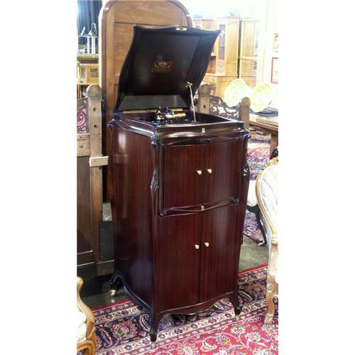 VICTOR 1923 VICTROLA RECORD PLAYER