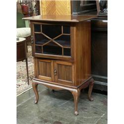 QUEEN ANNE STYLE MAHOGANY DISPLAY CABINET