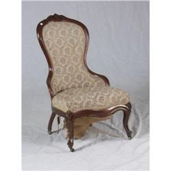 MID 19TH CENTURY VICTORIAN WALNUT PARLOR CHAIR