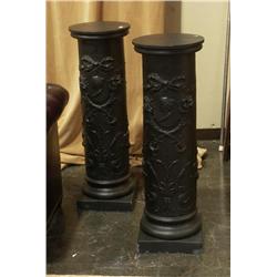 PAIR ROMAN NEO CLASSICAL STYLE ROUND PEDESTALS