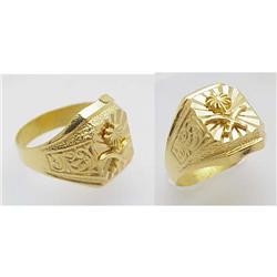 Man's 21 kt gold ring