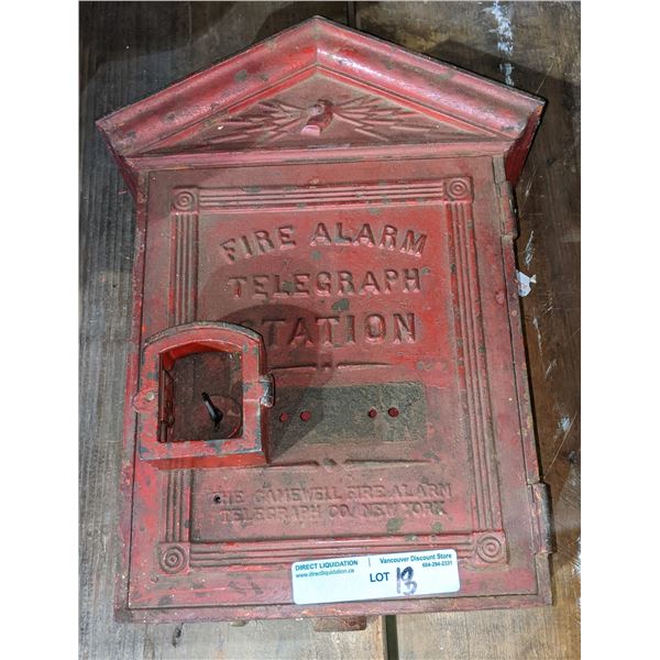 1950 highly ornate complete firebox with the clockwork mechanism inside (w/ Key) 17" x 10.5"