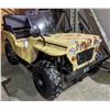 Image 4 : MINI JEEP Gas Powered Jeep Like New - 82" Long x 40" W