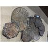 Image 2 : Sci-Fi show rock decor