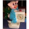 Image 2 : Miscellaneous McDonald's and pig clock