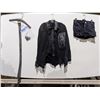 Image 3 : Hero costumes and accessories - approx. 30 pieces from the Sci-Fi show