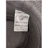 Image 3 : Cowboy hat and miscellaneous lid with skull head