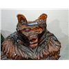 Image 2 : Bear wood carving by a native tribe in Bella CoolaÊ