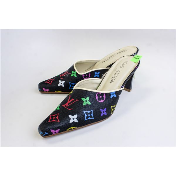 **MARKED** LOUIS VUITTON SHOES SIZE 36 / 5.5