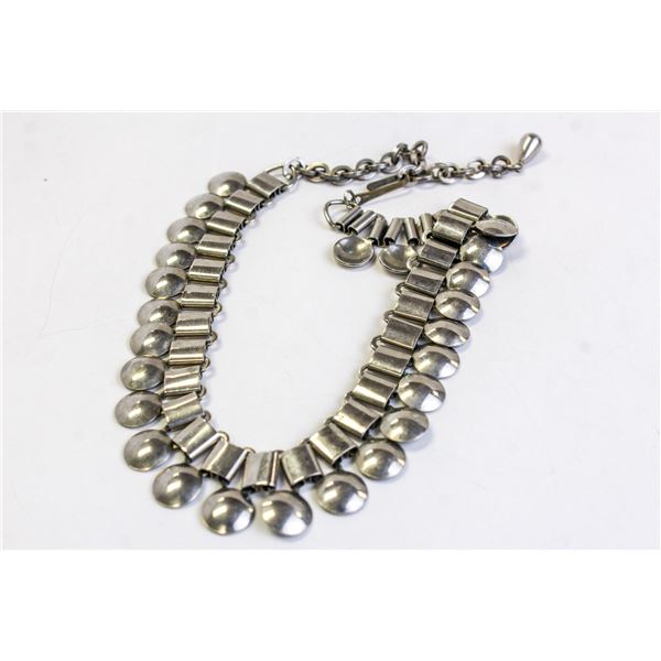 SILVER TONE CIRCULAR LINK COLLAR NECKLACE