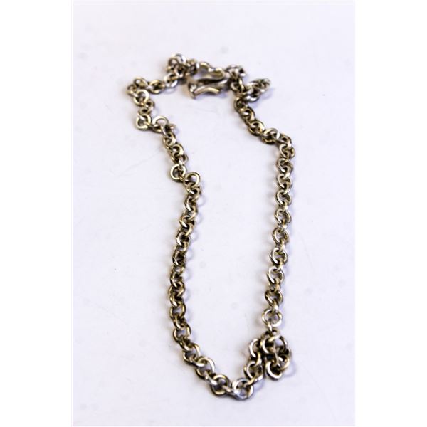 18" 925 SILVER NECKLACE WITH HEART CLOSURE