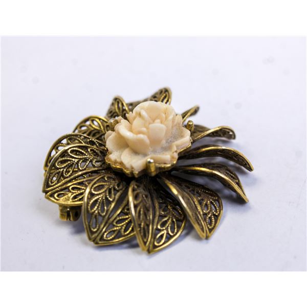 ROSE AND FILIGREE VINTAGE BROOCH