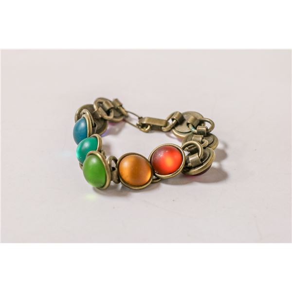VINTAGE MULTI COLORED FASHION BRACELET