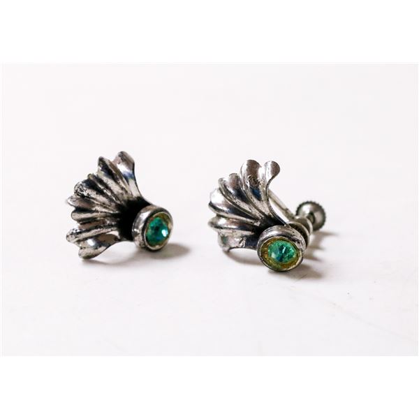 SILVER AND GREEN STONE EARRINGS