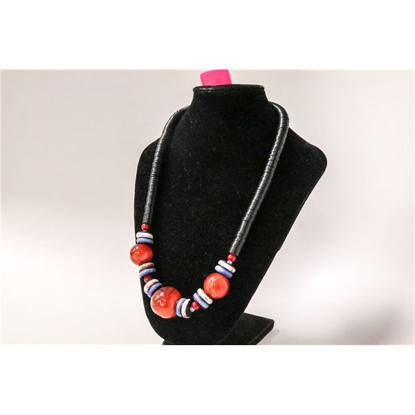 FINE STONE BEADED NECKLACE