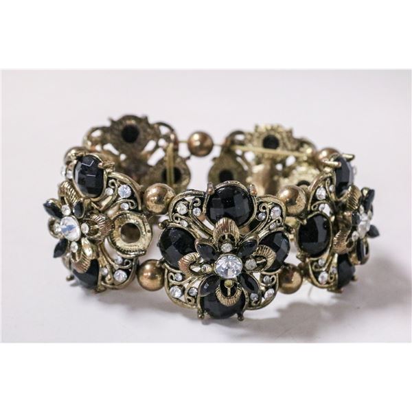 VINTAGE COSTUME JEWELLERY BRACELET