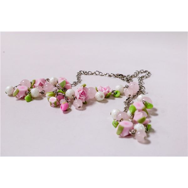 PINK FLORAL BEADED NECKLACE