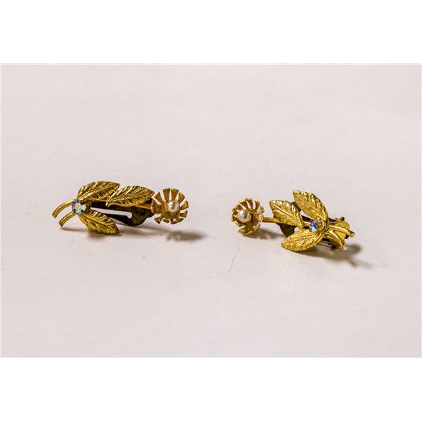 VINTAGE GOLD TONE LEAF EARRINGS