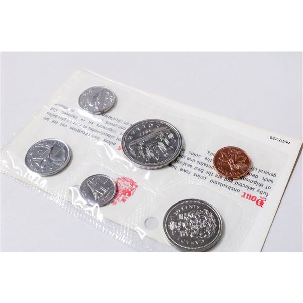 1977 CANADIAN PROOF COIN SET WITH DOLLAR
