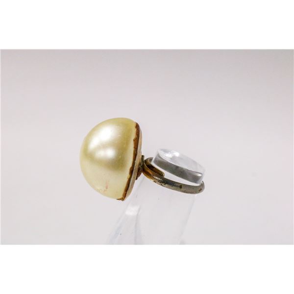 ADJUSTABLE FAUX PEARL RING
