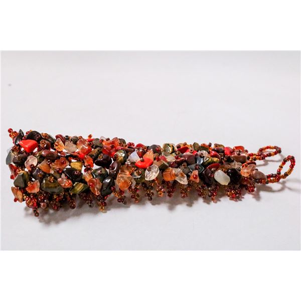 RED STONE BEADED BRACELET
