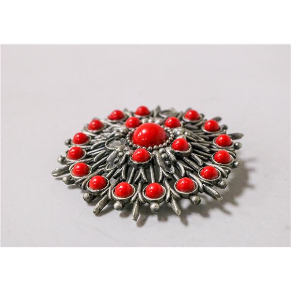 RED STONE COSTUME JEWELLERY BROOCH AS IS