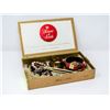 Image 1 : VINTAGE CIGAR BOX FULL OF JEWELLERY STRAIGHT