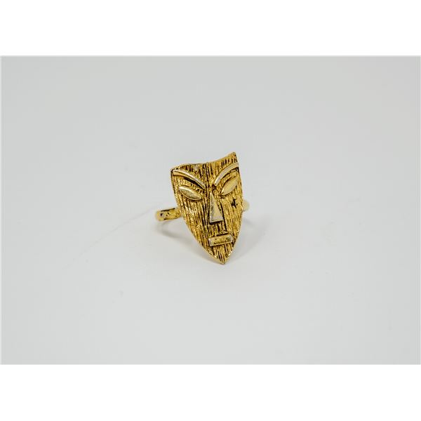 1950S GOLD TONED TIKI RING ADJUSTABLE