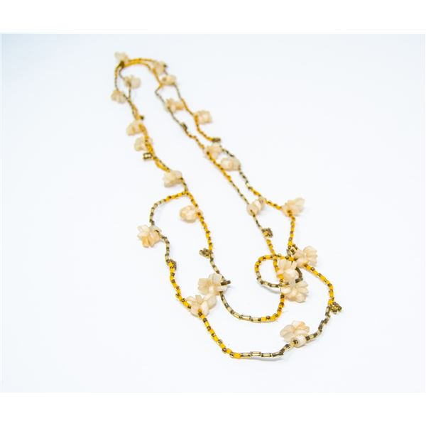 50" BEADED NECKLACE WITH FLORAL DETAIL