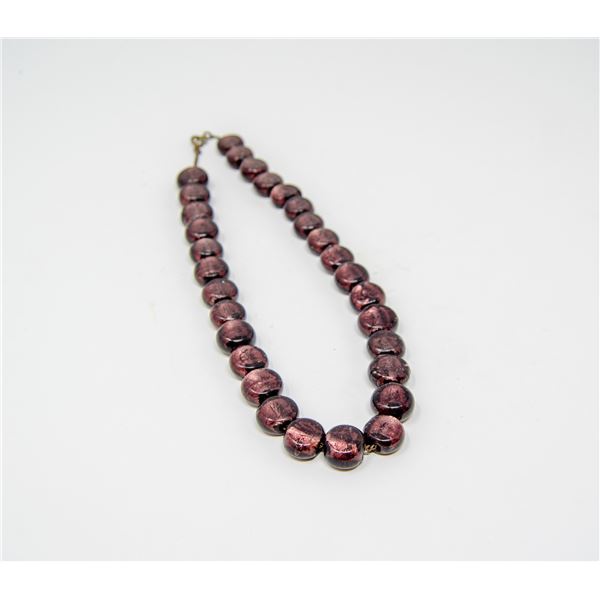 PURPLE GLASS BEADED NECKLACE