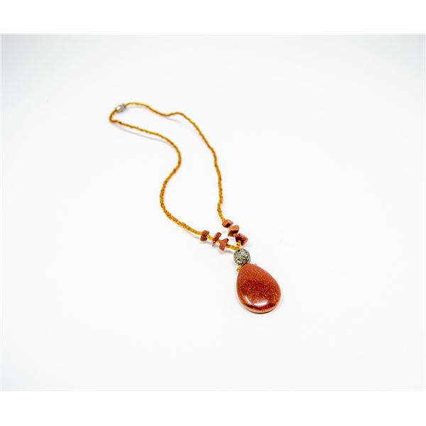 16" GOLD STONE NECKLACE WITH PENDANT
