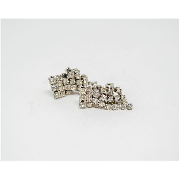 COSTUME JEWELLERY CLIP EARRINGS