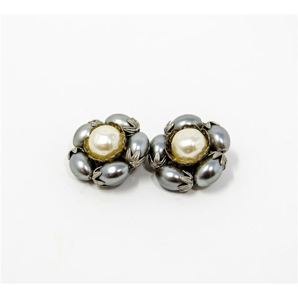 FAUX PEARL GREY AND WHITE CLIP EARRINGS