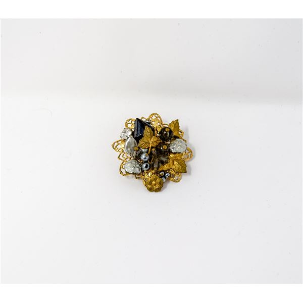 VINTAGE COSTUME JEWELLERY BROOCH